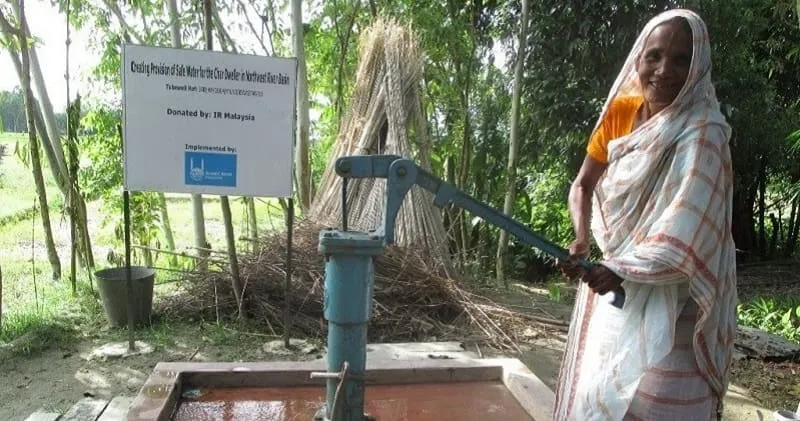 Providing Clean Water for Life — field photograph